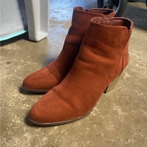 Apt 9 booties only worn a few times ! They are like a burnt orange ish red
